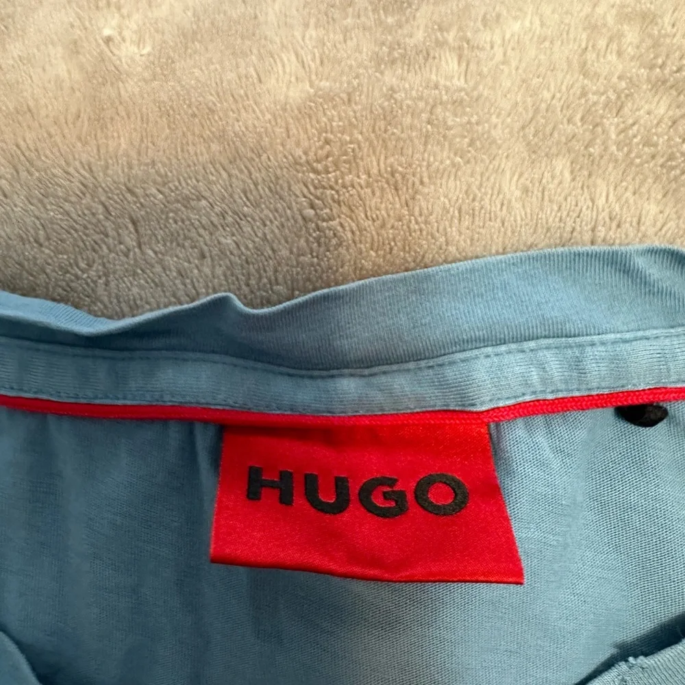 Hugo boss men tee - Picture 7 of 12